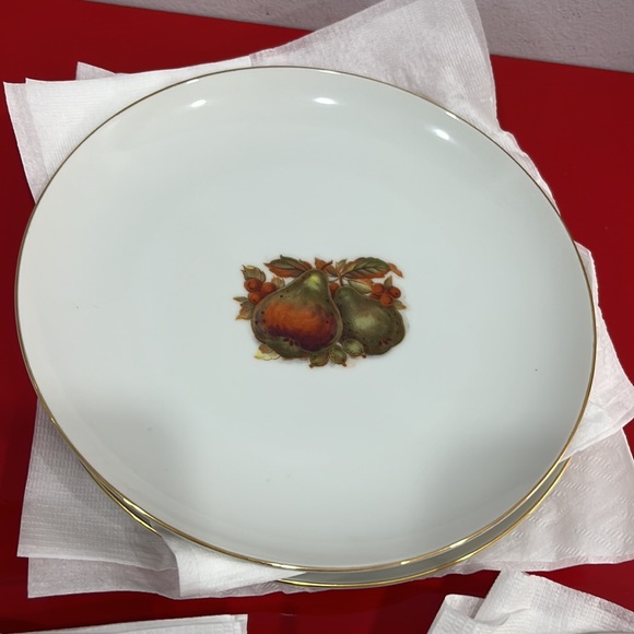 Vintage fruit plates set of 6 , made in Japan , 3 different pictures. - Picture 2 of 7